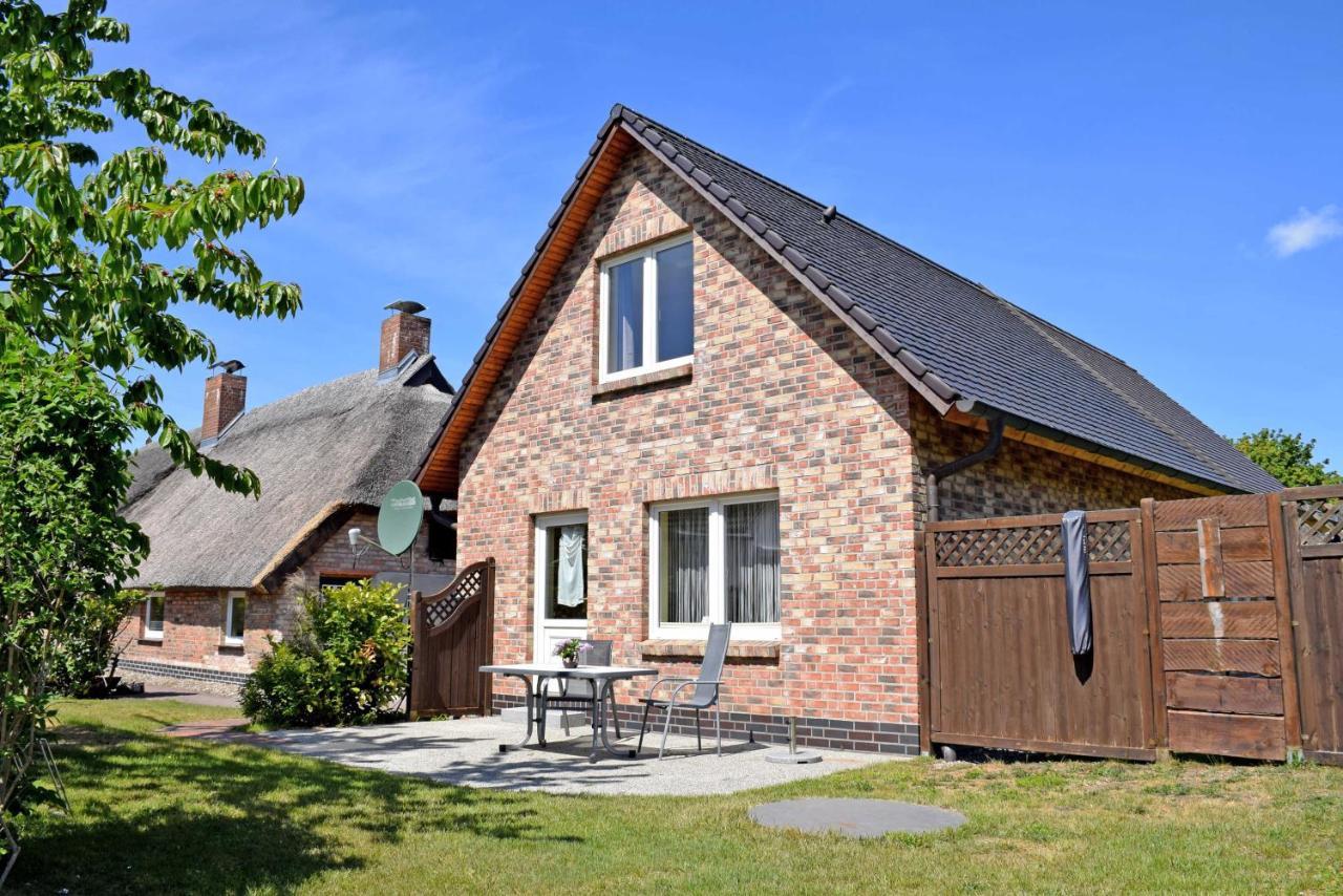 Ferienhaus Mit Terrasse Am Heideweg Baabe Luaran gambar