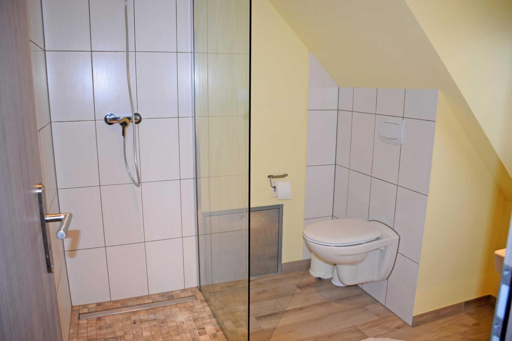 Ferienhaus Mit Terrasse Am Heideweg Baabe Luaran gambar