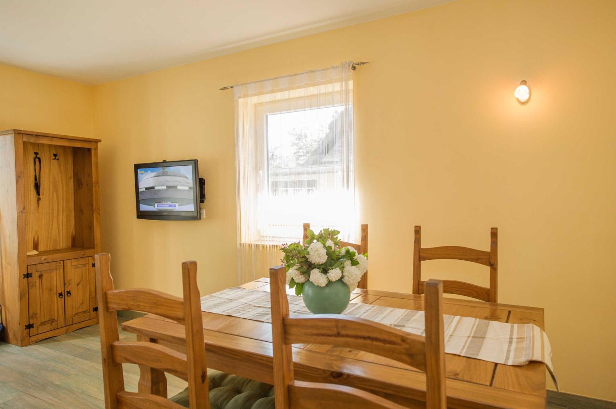Ferienhaus Mit Terrasse Am Heideweg Baabe Luaran gambar